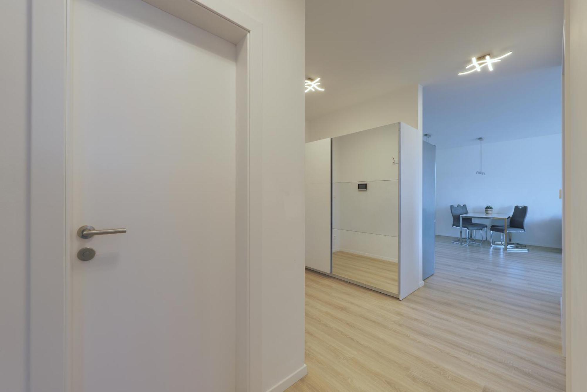 Bazova Apartment With Free Parking Bratislava Ngoại thất bức ảnh